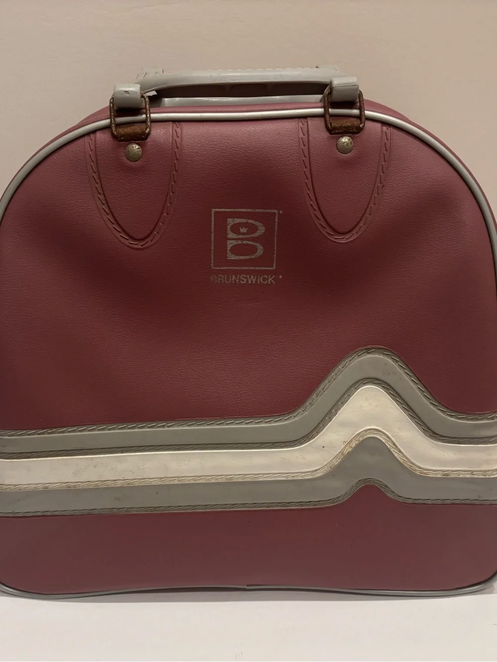 Vintage Brunswick Travel/Bowling Bag with Cream Trim rockabilly purse